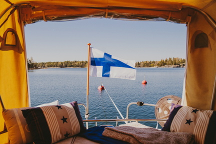 Eftermiddag I sittbrunnen - Iltapäivä ohjaamossa